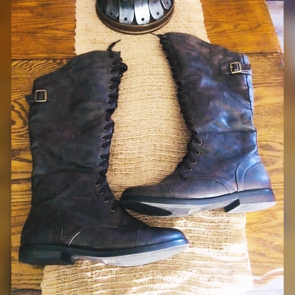 Dots Shoes - Tall Knee High Lace Up Combat Boots